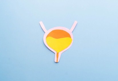 Cistite se torna mais frequente após a menopausa devido às mudanças hormonais (Imagem: Orawan Pattarawimonchai | Shutterstock) -  (crédito: EdiCase) -Cistite se torna mais frequente após a menopausa devido às mudanças hormonais (Imagem: Orawan Pattarawimonchai | Shutterstock) -  (crédito: EdiCase)