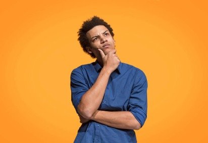 Na Língua Portuguesa, há palavras com a grafia parecida, mas com significado diferente (Imagem: Master1305 | Shutterstock) -  (crédito: EdiCase) -Na Língua Portuguesa, há palavras com a grafia parecida, mas com significado diferente (Imagem: Master1305 | Shutterstock) -  (crédito: EdiCase)