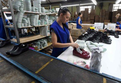 Em 2025, a produção de calçados no Brasil caiu 2,2% ante o ano anterior -  (crédito: CNI/Divulgação) -Em 2025, a produção de calçados no Brasil caiu 2,2% ante o ano anterior -  (crédito: CNI/Divulgação)