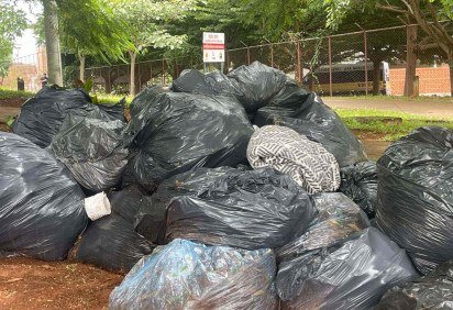 Moradores reclamam de sujeira na 309/310 norte