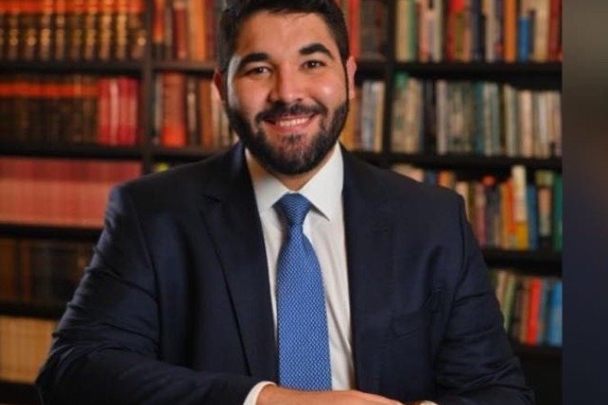  Eixo Capital. Advogado Murilo de Oliveira