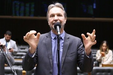 'Investiga, produz as provas e julga. À luz de quê? Da Constituição, da legislação e das provas produzidas nos autos do processo', afirmou Uczai -  (crédito: Vinicius Loures/Câmara dos Deputados)