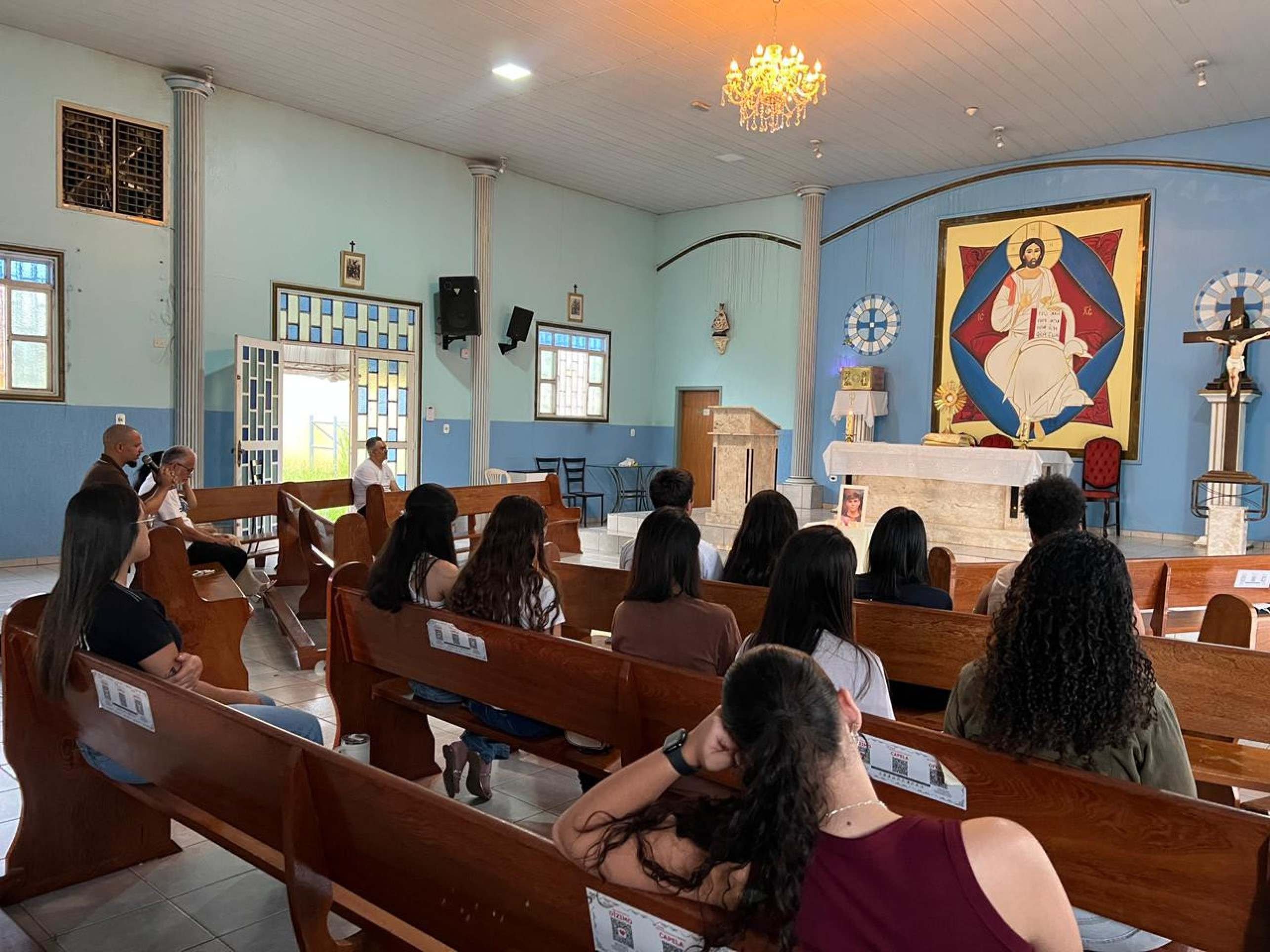 Iniciativa de amigos busca oferecer amparo espiritual e conforto diante da perda precoce do adolescente de 16 anos