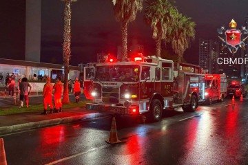 Panela esquecida provoca incêndio e evacuação em prédio de Águas Claras
 -  (crédito: CBMDF/Divulgação)