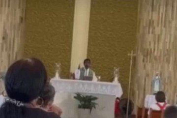 Padre Flávio Ferreira Alves criticou o parlamentar mineiro durante homilia em igreja de Pingo D’Água (MG)

 -  (crédito: Reprodução/Redes sociais)