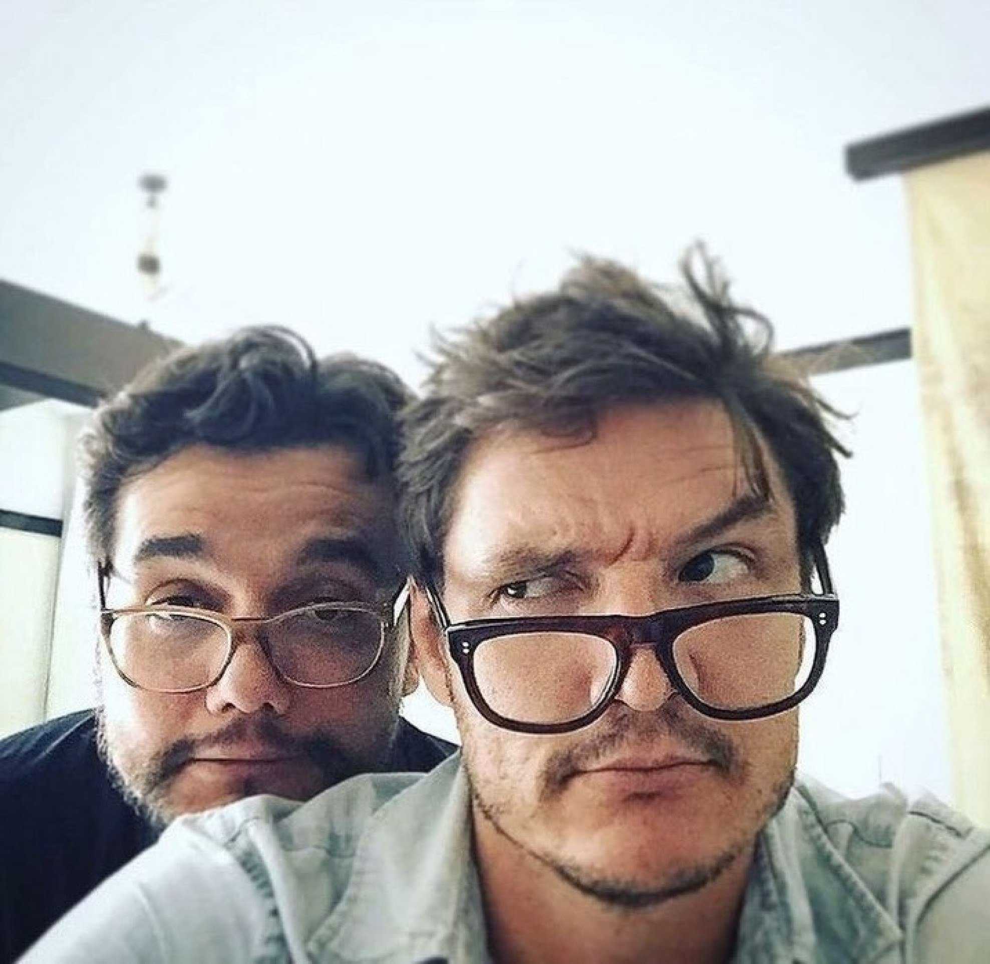 Pedro Pascal e Wagner Moura