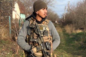 Wesley Adriano Silva, mas conhecido como 'Sargento Índio', natural do estado do Pará, morreu na cidade de Kupiansk.  -  (crédito: Reprodução/RedesSociais)