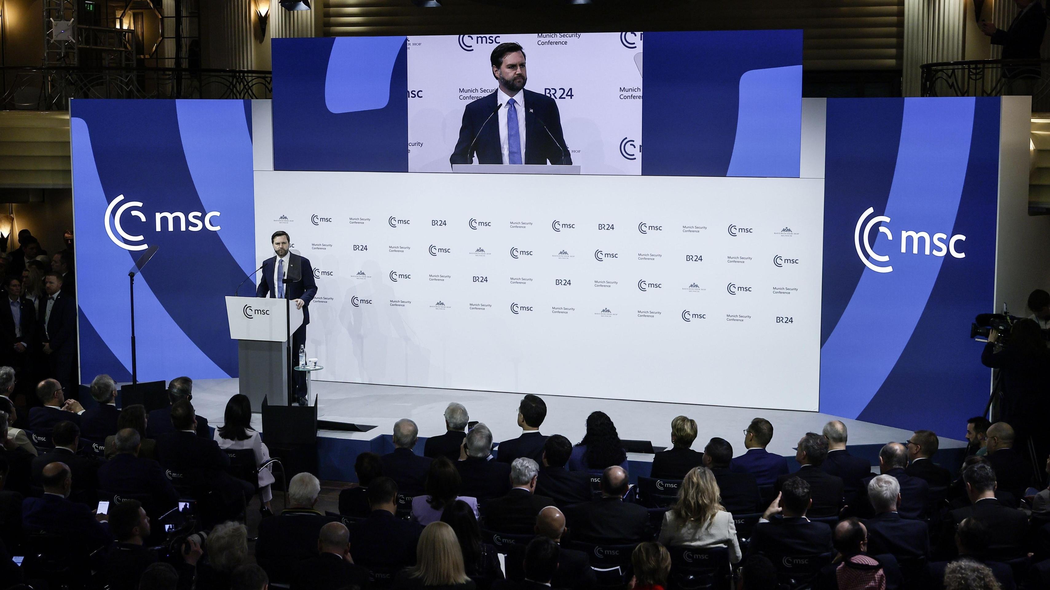 Protesto em Nuuk, na Groenlândia, contra investida dos Estados Unidos, em janeiro passado -  (crédito: Reuters)