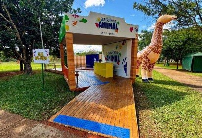 Na exposi&ccedil;&atilde;o Experi&ecirc;ncia Animal, os visitantes s&atilde;o convidados a ouvir sons da fauna, tocar texturas que reproduzem pelos e penas e explorar cen&aacute;rios inspirados em diferentes ecossistemas  -  (crédito:  | Fotos: Divulga&ccedil;&atilde;o/Zool&oacute;gico de Bras&iacute;lia) -Na exposi&ccedil;&atilde;o Experi&ecirc;ncia Animal, os visitantes s&atilde;o convidados a ouvir sons da fauna, tocar texturas que reproduzem pelos e penas e explorar cen&aacute;rios inspirados em diferentes ecossistemas  -  (crédito:  | Fotos: Divulga&ccedil;&atilde;o/Zool&oacute;gico de Bras&iacute;lia)