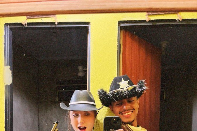 Marcos Reis tem o roteiro completo e as fantasias da festa