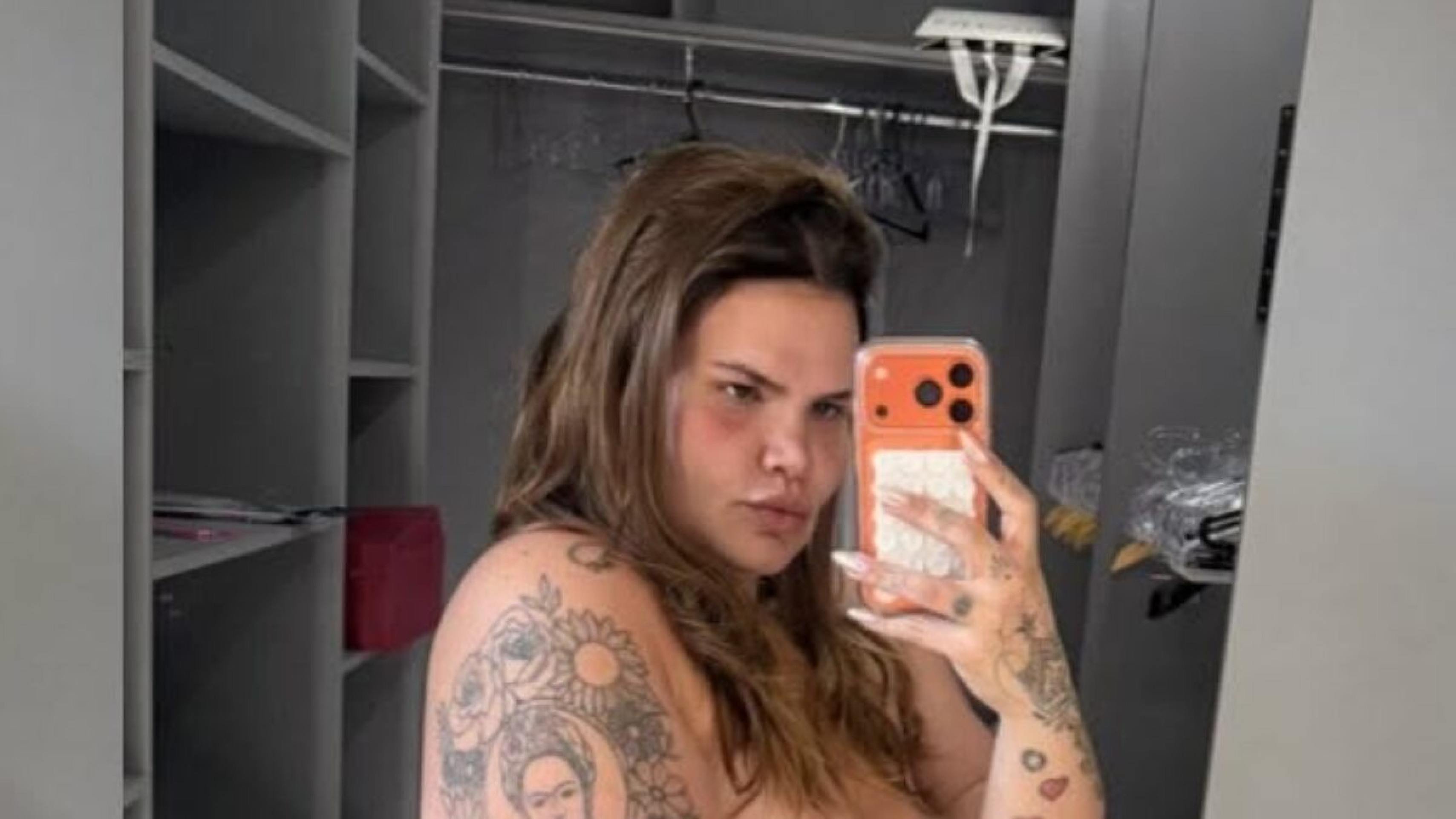 Thais Carla posa nua e exibe o antes e depois de perder 85kg -  (crédito: Reprodu&ccedil;&atilde;o/Instagram)