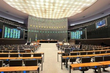 Com a proximidade do feriado, parlamentares deixaram Brasília e retornaram aos seus estados de origem -  (crédito: Vanilson Oliveira/CB/DA.Press)