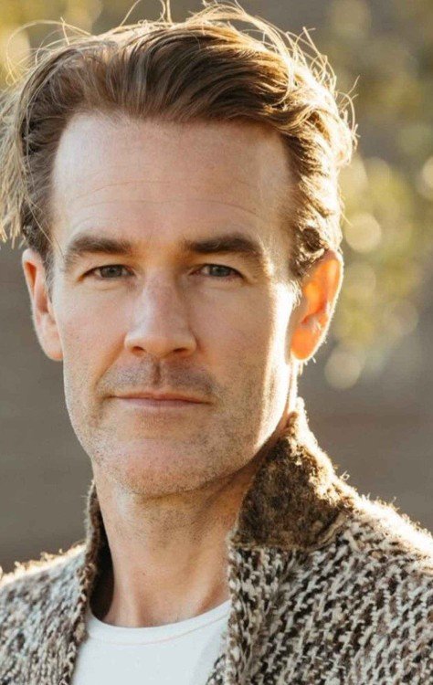 Artista também atuou em Regras da Atração, Pose e C.S.I.: Cyber -  (crédito: Reprodução / Instagram )