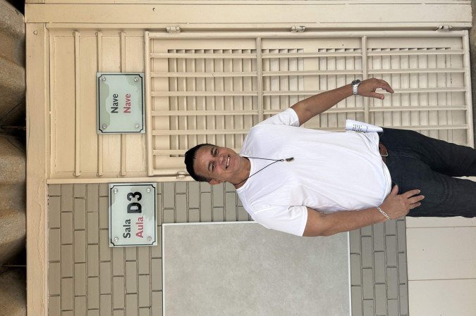  Ronaldo Luiz, 55 anos, professor de geografia do Centro de Ensino Médio 03 (CEM 03) de Taguatinga
