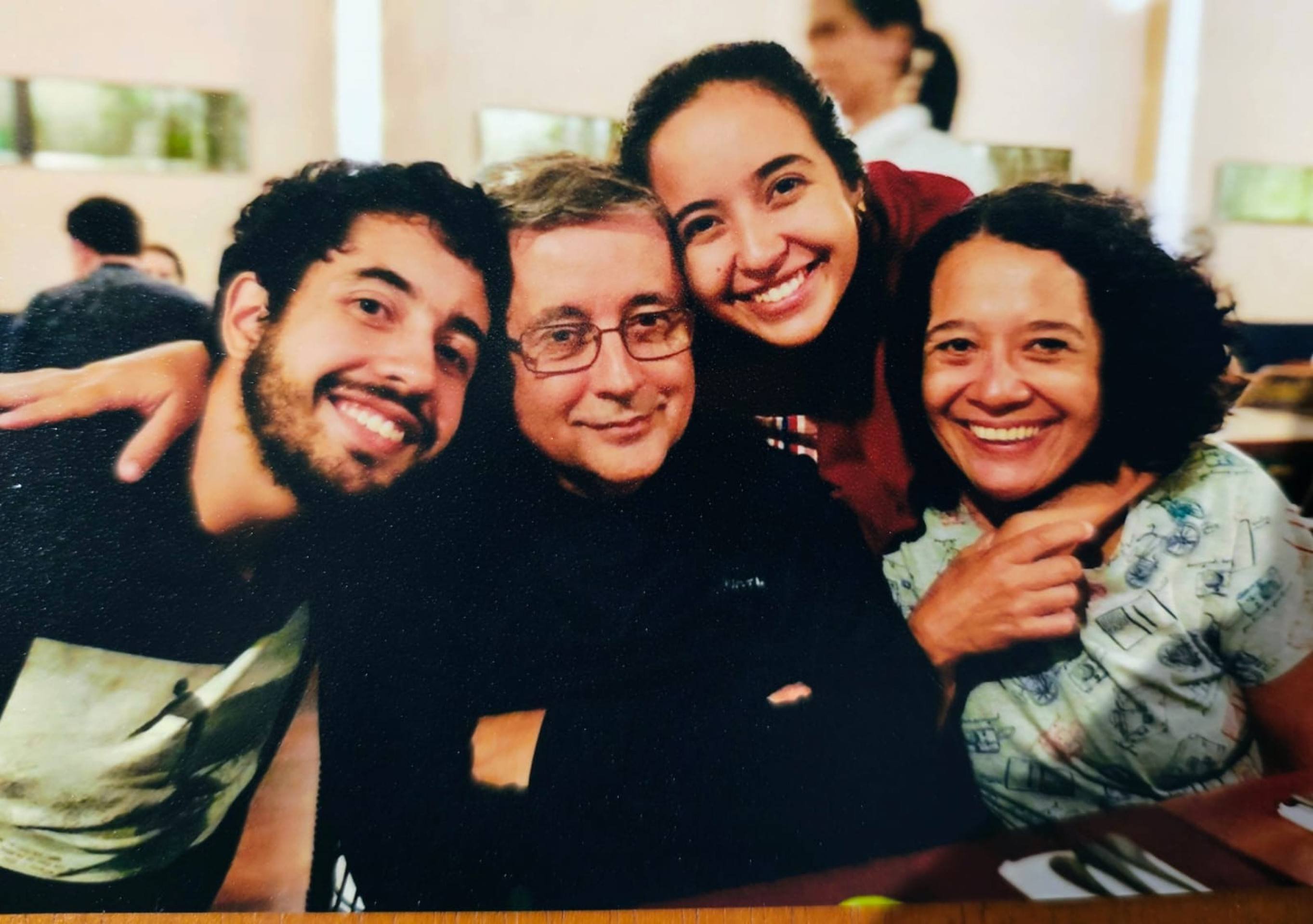 Com a mulher, Concei&ccedil;&atilde;o, e os filhos, Gabriel e Mariana