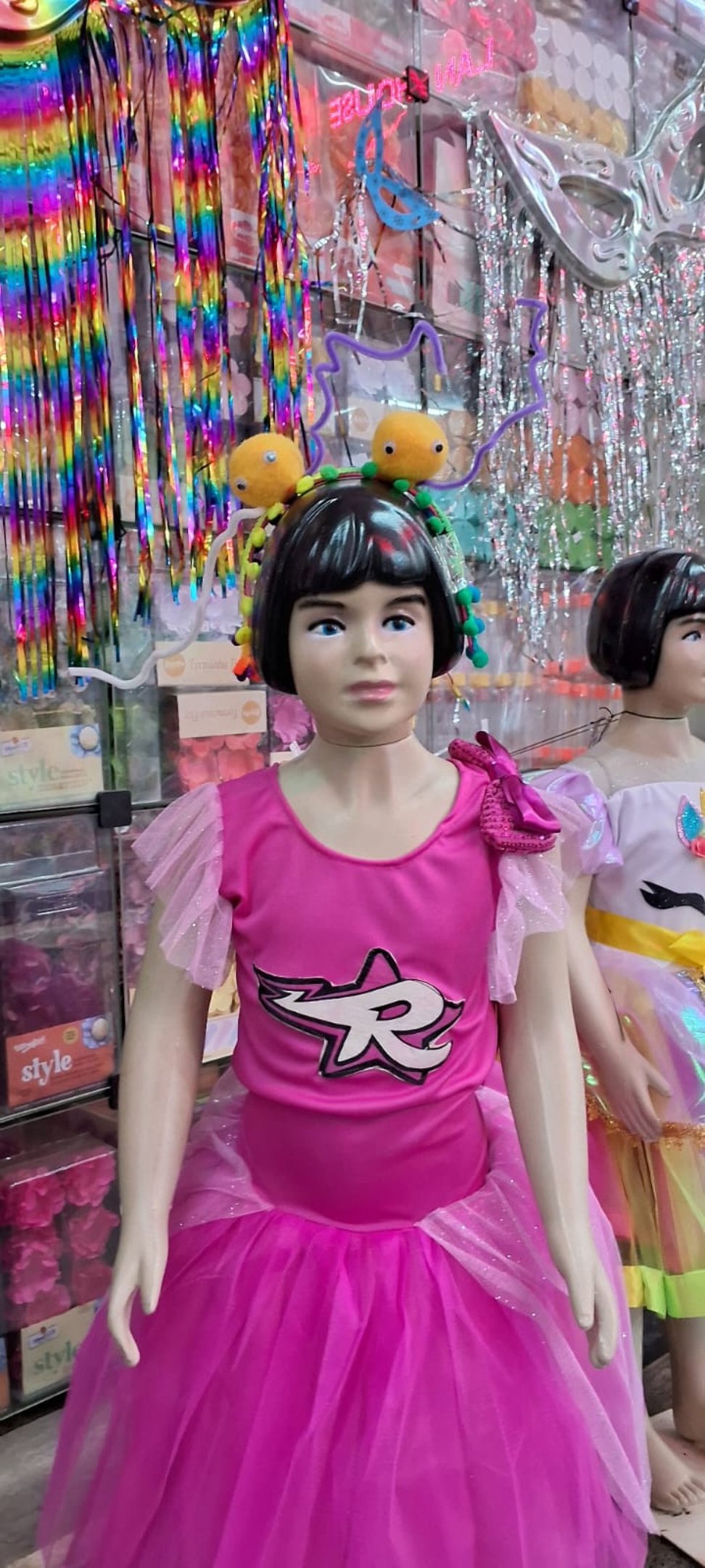 Fantasia de Emilly Vick est&aacute; em alta 