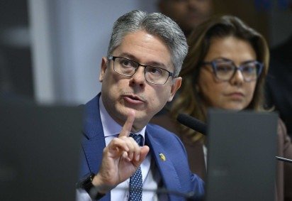 Senador Alessandro Vieira (MDB-SE) -  (crédito: Andressa Anholete/Agência Senado) -Senador Alessandro Vieira (MDB-SE) -  (crédito: Andressa Anholete/Agência Senado)