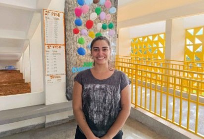 M&aacute;rcia Mac&ecirc;do disse estar muito feliz com a estrutura da escola -  (crédito: Ana Carolina Alves/CB)