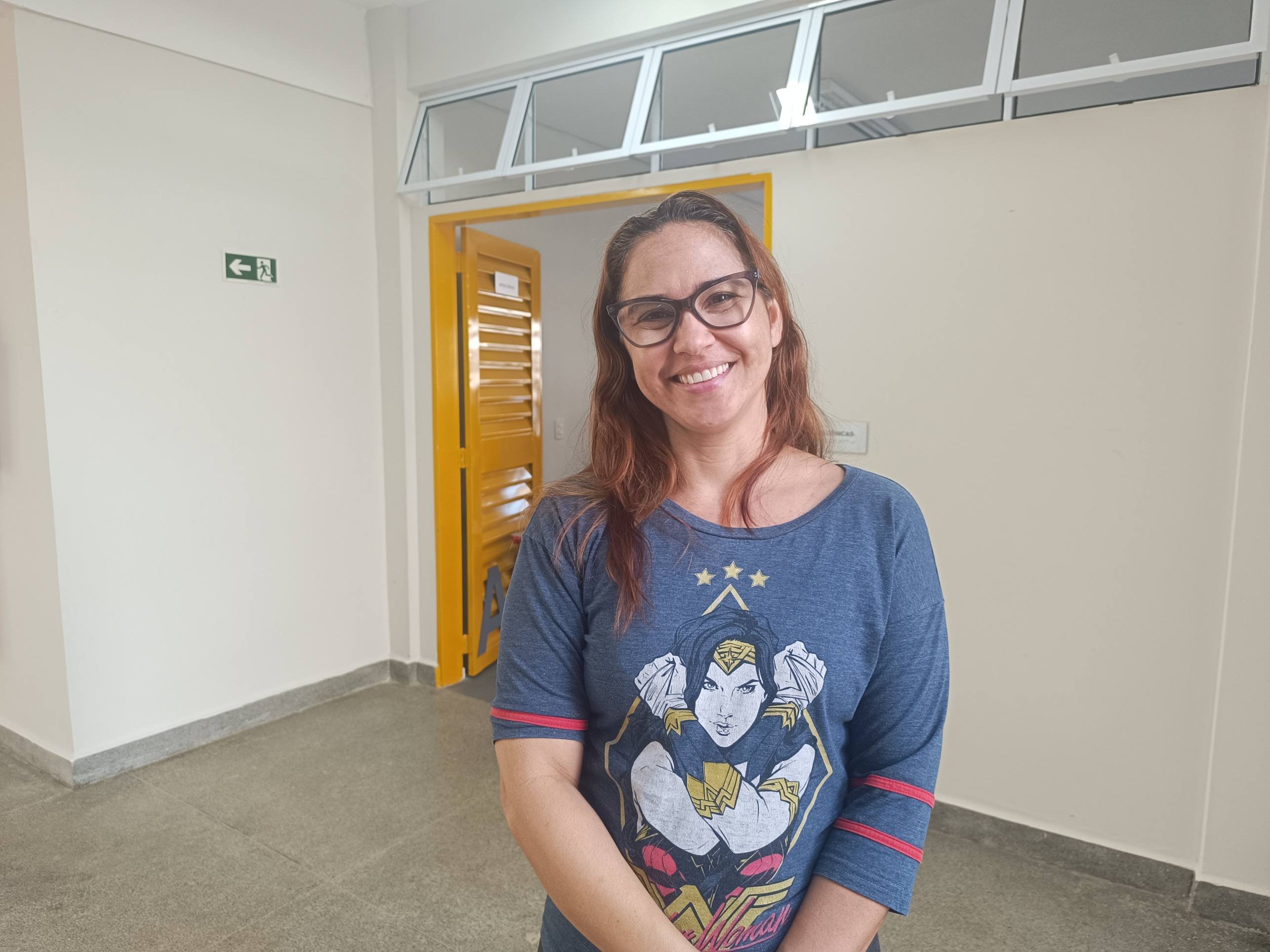 La&iacute;r est&aacute; confiante com o ano letivo, apesar de ainda n&atilde;o ter conseguido comprar o uniforme