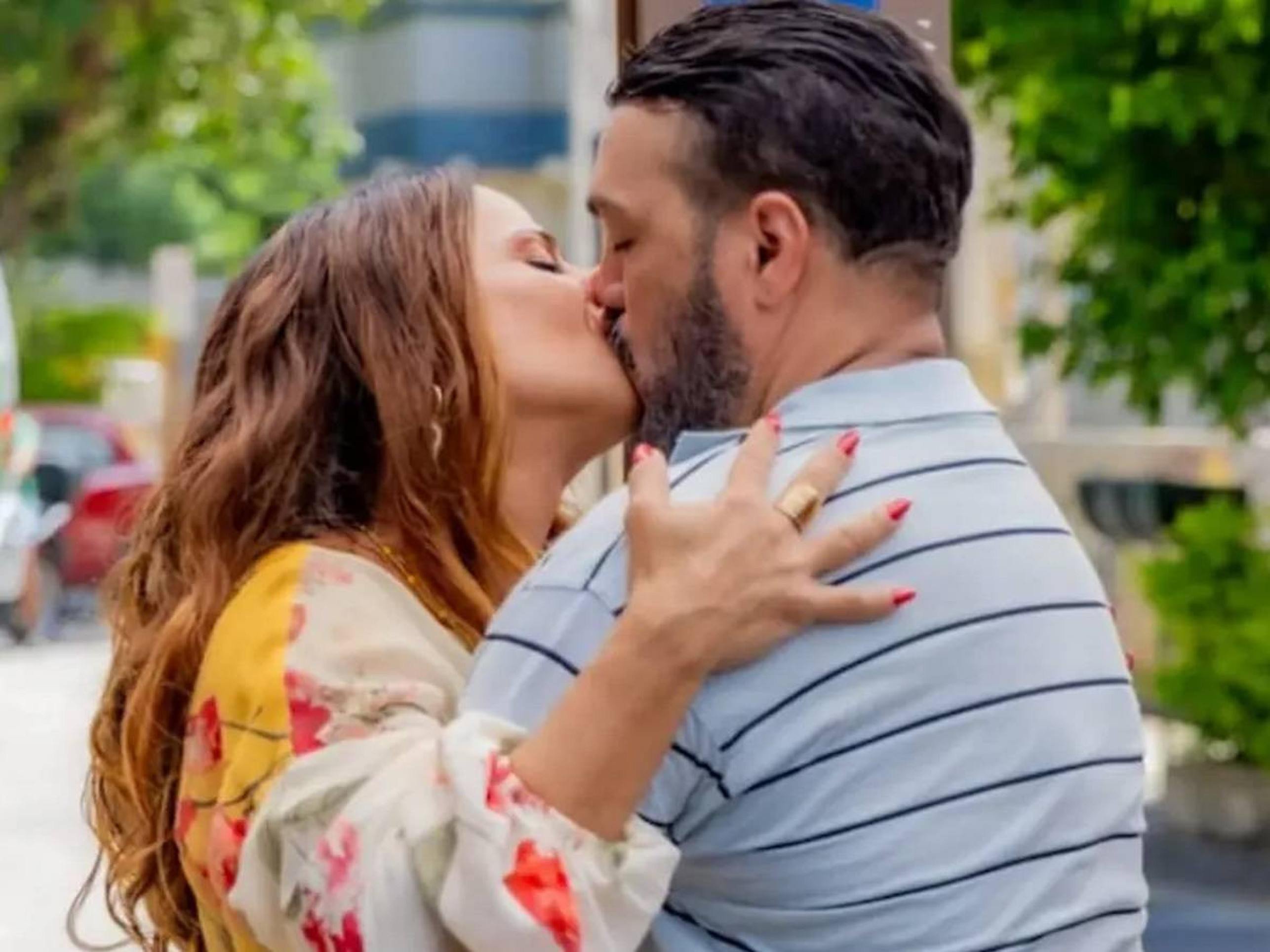 Belo abre o jogo sobre beijo com Viviane Araújo em 'Três Graças' -  (crédito: Observatorio dos Famosos)