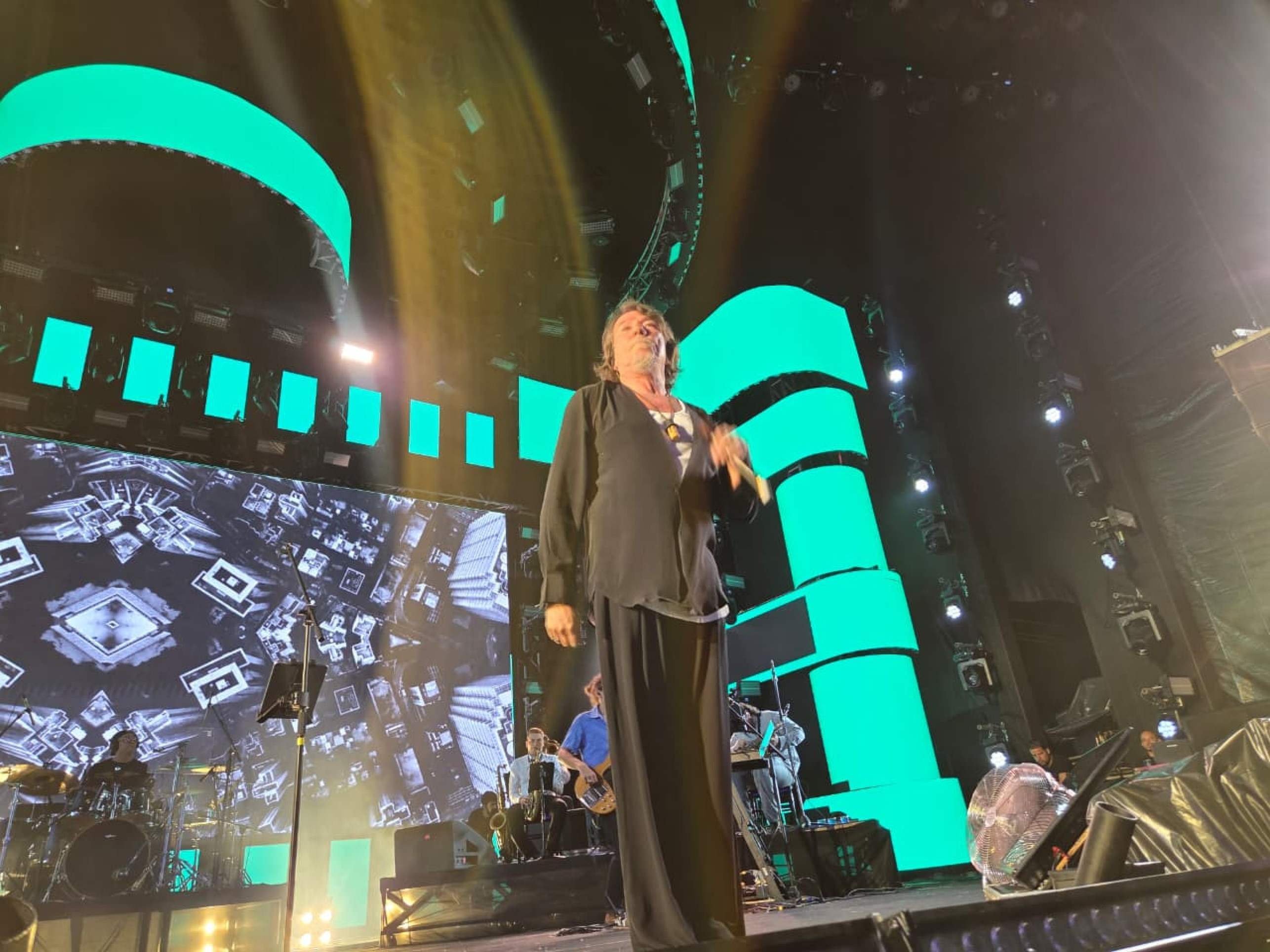   12.02.2026 Darcianne Diogo CB/DA Press. Carnaval de Recife LENINE