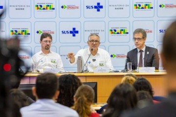 Edital abre oportunidade para 3 mil médicos residentes e 900 especialistas -  (crédito: Reprodução/Ministério da Saúde)