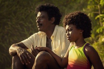 Seu Jorge como Edson, e Yetunde Antonieta, em Salve Geral — Irmandade -  (crédito:  Alexandre Schneider/Netflix)