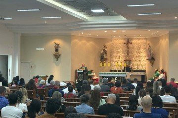 O sacerdote falou diretamente sobre a dor causada pela interrupção abrupta da vida do jovem -  (crédito:  Carlos Silva CB/DA Press)