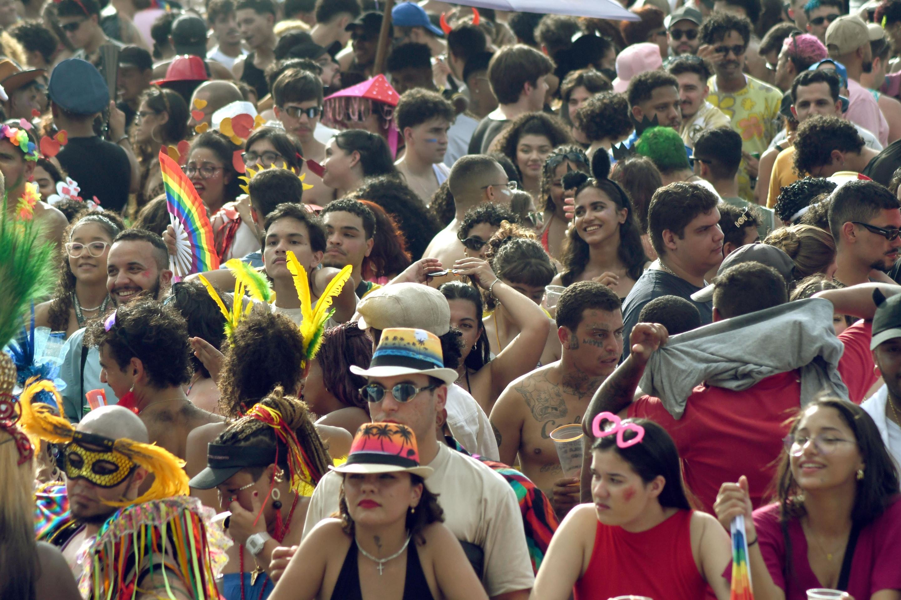 Carnaval eleva risco de crimes digitais; saiba como se proteger