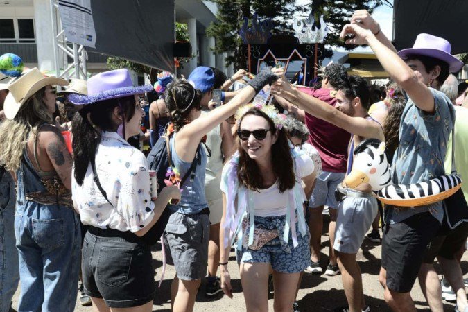 Bloco Aparelhinho, no s&aacute;bado (14/2)