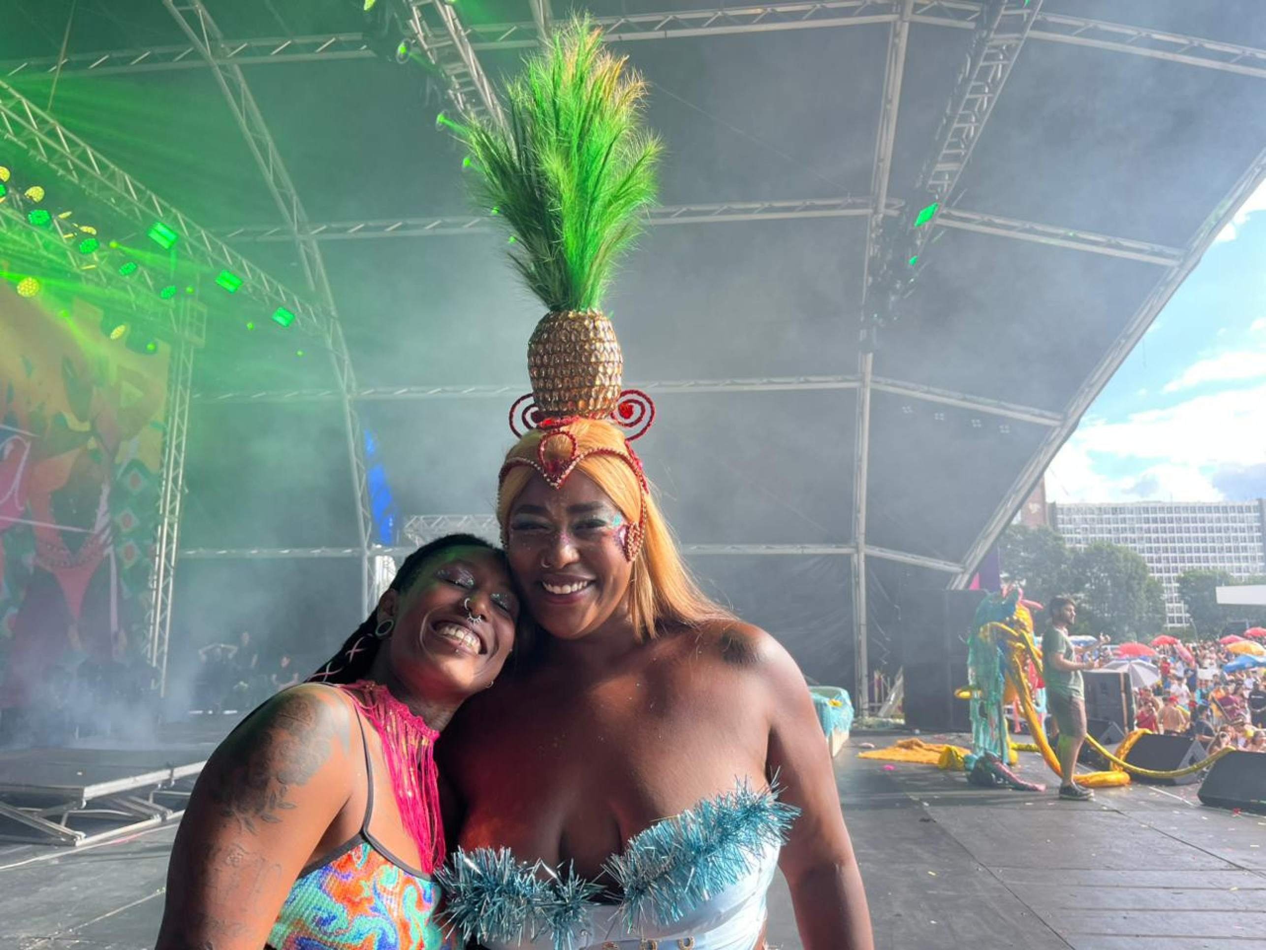  Vit&oacute;ria Torres/CB/DA Press. Taina Cary e a irm&atilde; Naomy Cary