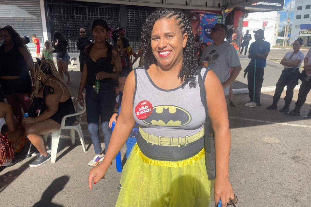 L&eacute;ticia Gomes afirmou que o carnaval faz parte da sua vida