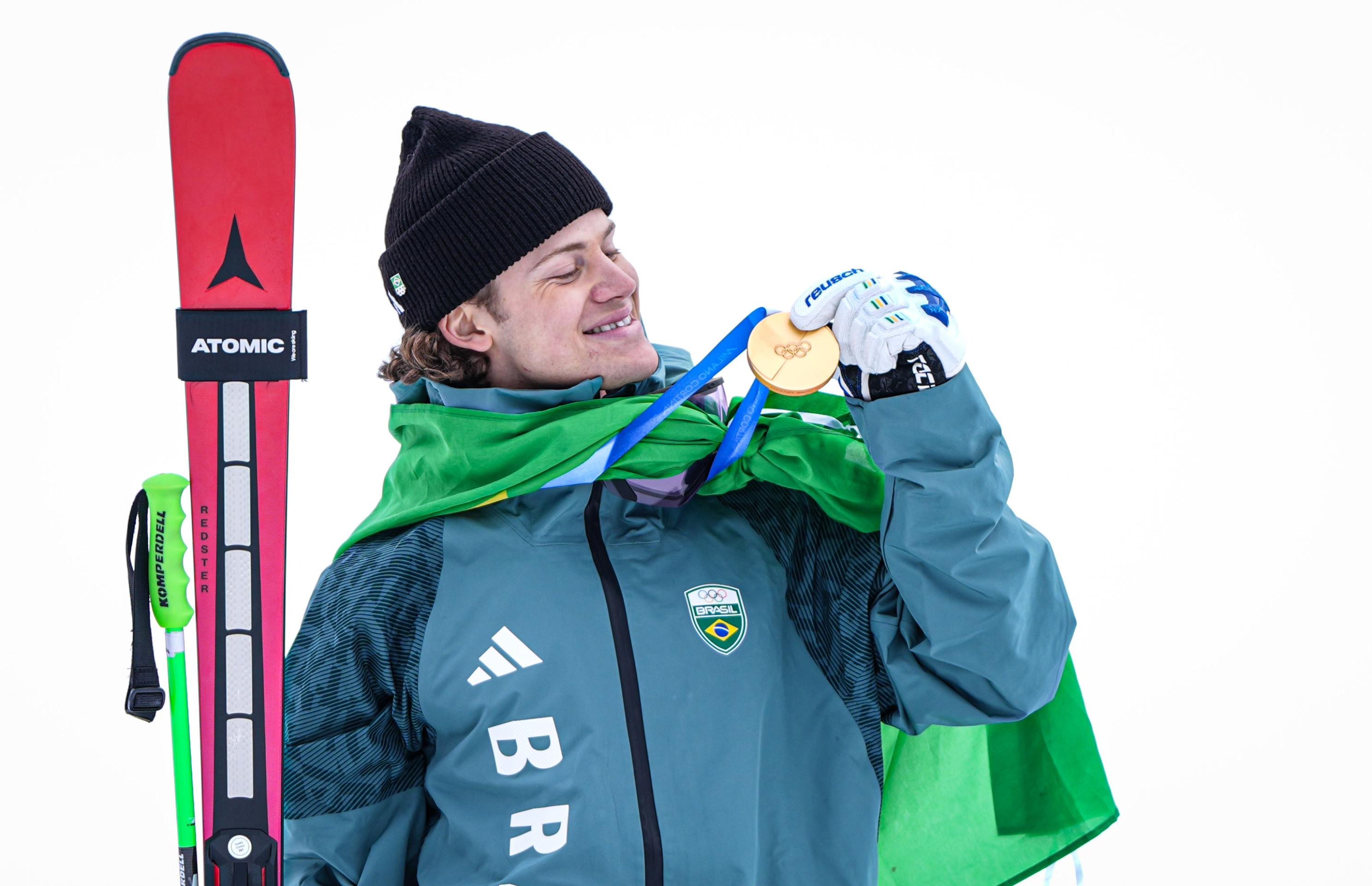 Ouro em Mil&atilde;o-Cortina faz Lucas pensar na edi&ccedil;&atilde;o de 2030, nos Alpes Franceses