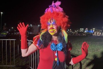 Andreia Soares usa a mesma fantasia há uma década -  (crédito: Vit&oacute;ria Torres/CB)