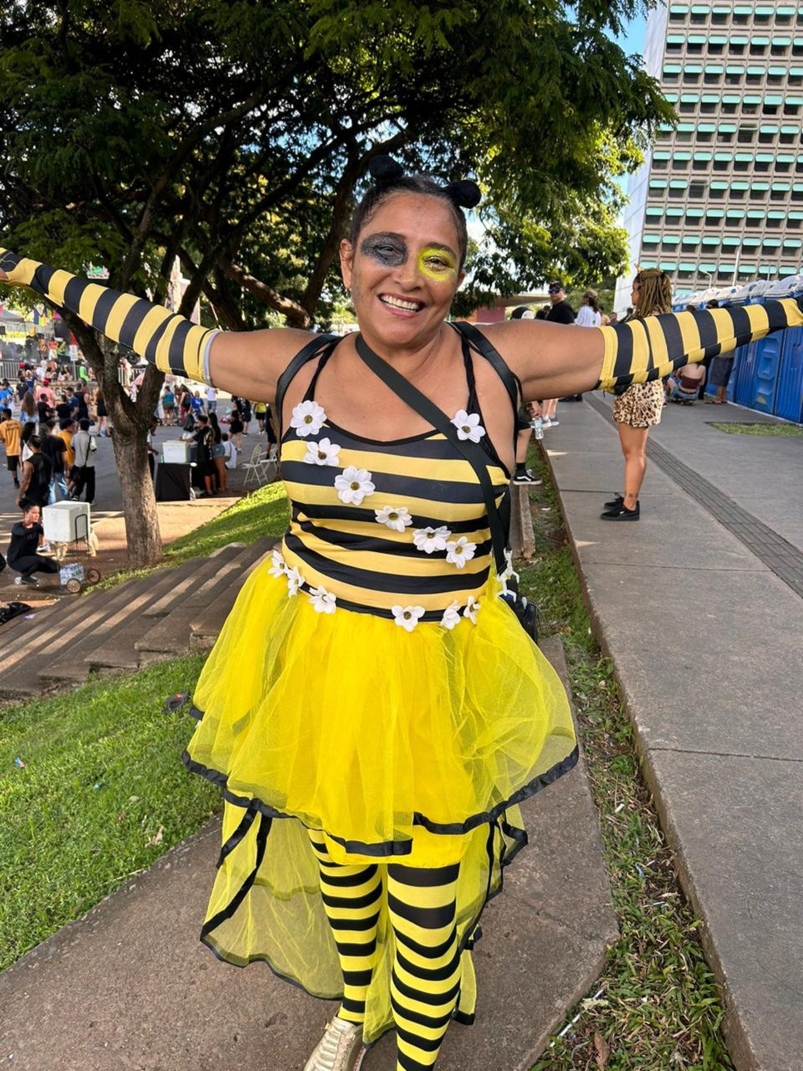  Vilany da Silva, a abelhinha do System Safadown