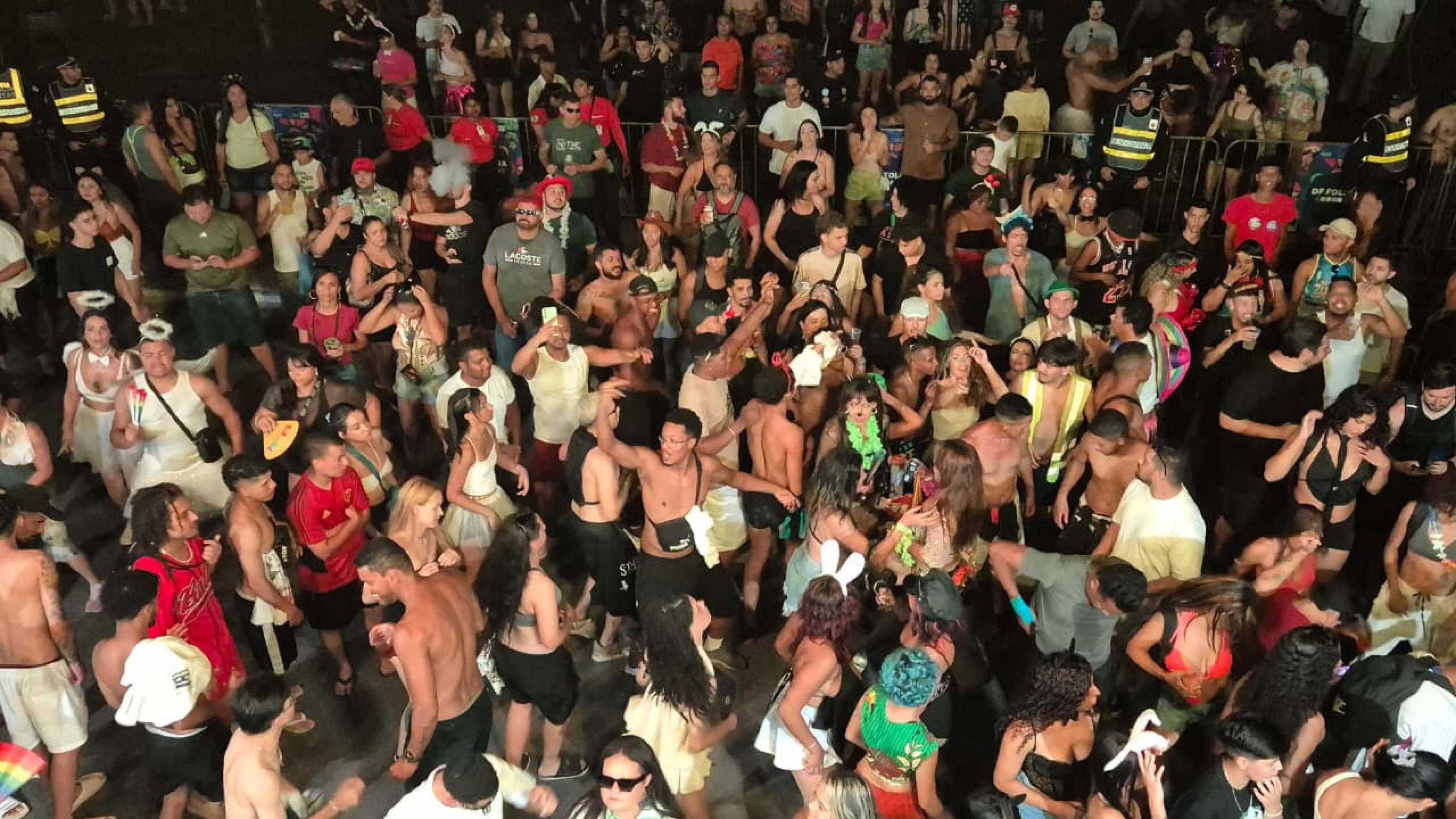 Eu na multidão: confira histórias de quem participa do carnaval de Brasília 