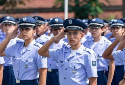 Força Aérea Brasileira (FAB) abre concurso para Primeira Turma do Curso de Formação de Sargentos da Aeronáutica  -  (crédito: Reprodução/FAB)