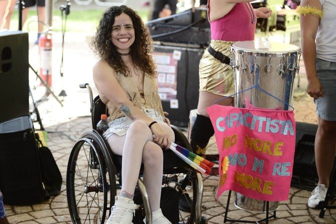  16.02.2026 Minervino Junior CB/DA Press. Carnaval 2026. Bloco Deficiente é a mãe. Mariana Guedes