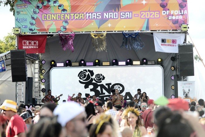  16/02/2026. Crédito: Minervino Júnior/CB/D.A Press. Brasil.  Brasilia - DF. Carnaval 2026 Bloco Concentra mas não sai no estacionamento do Clube Minas Brasília