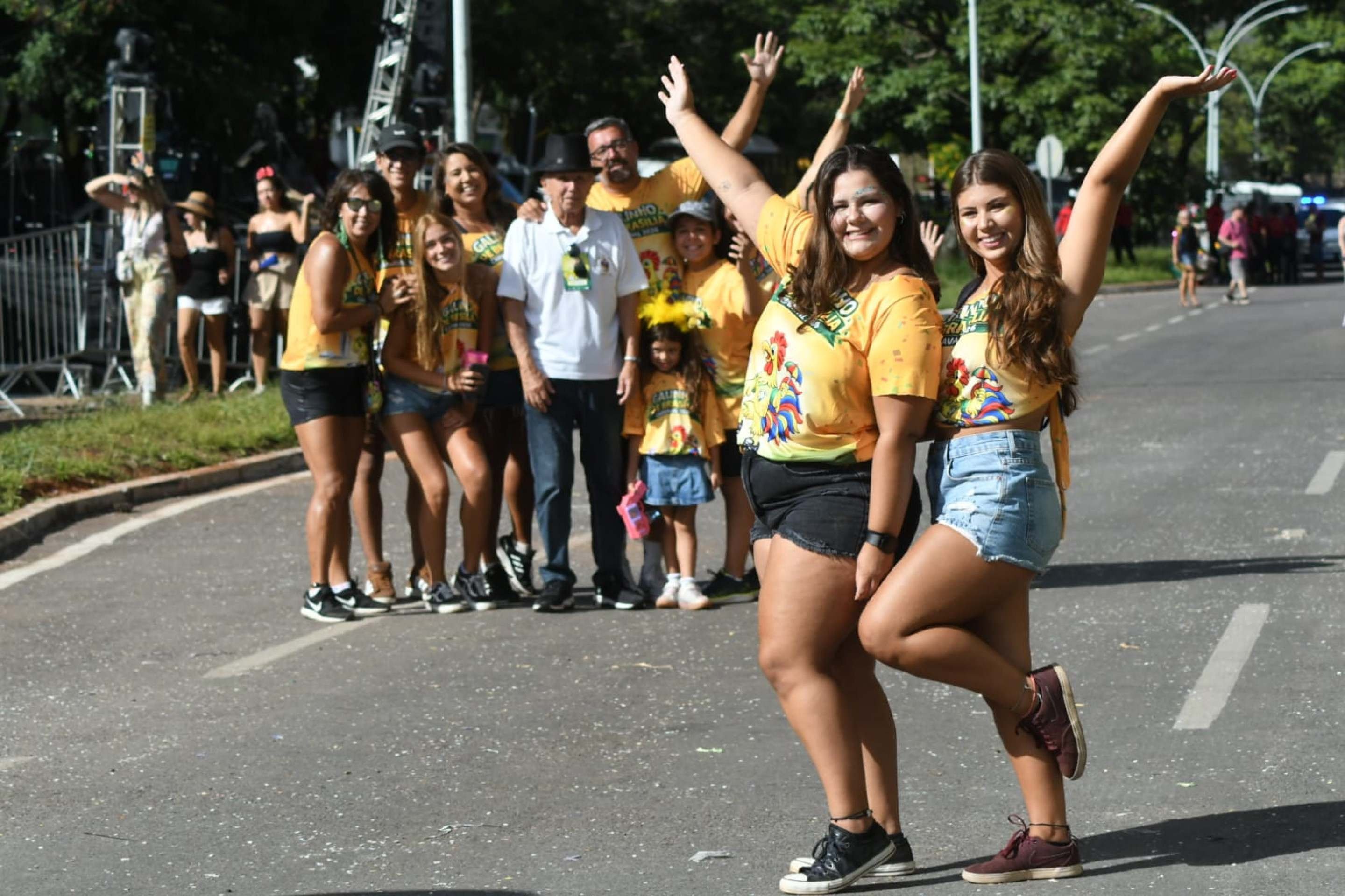 Carnaval do Galinho &eacute; tradi&ccedil;&atilde;o entre diferentes gera&ccedil;&otilde;es da fam&iacute;lia T&ocirc;rres