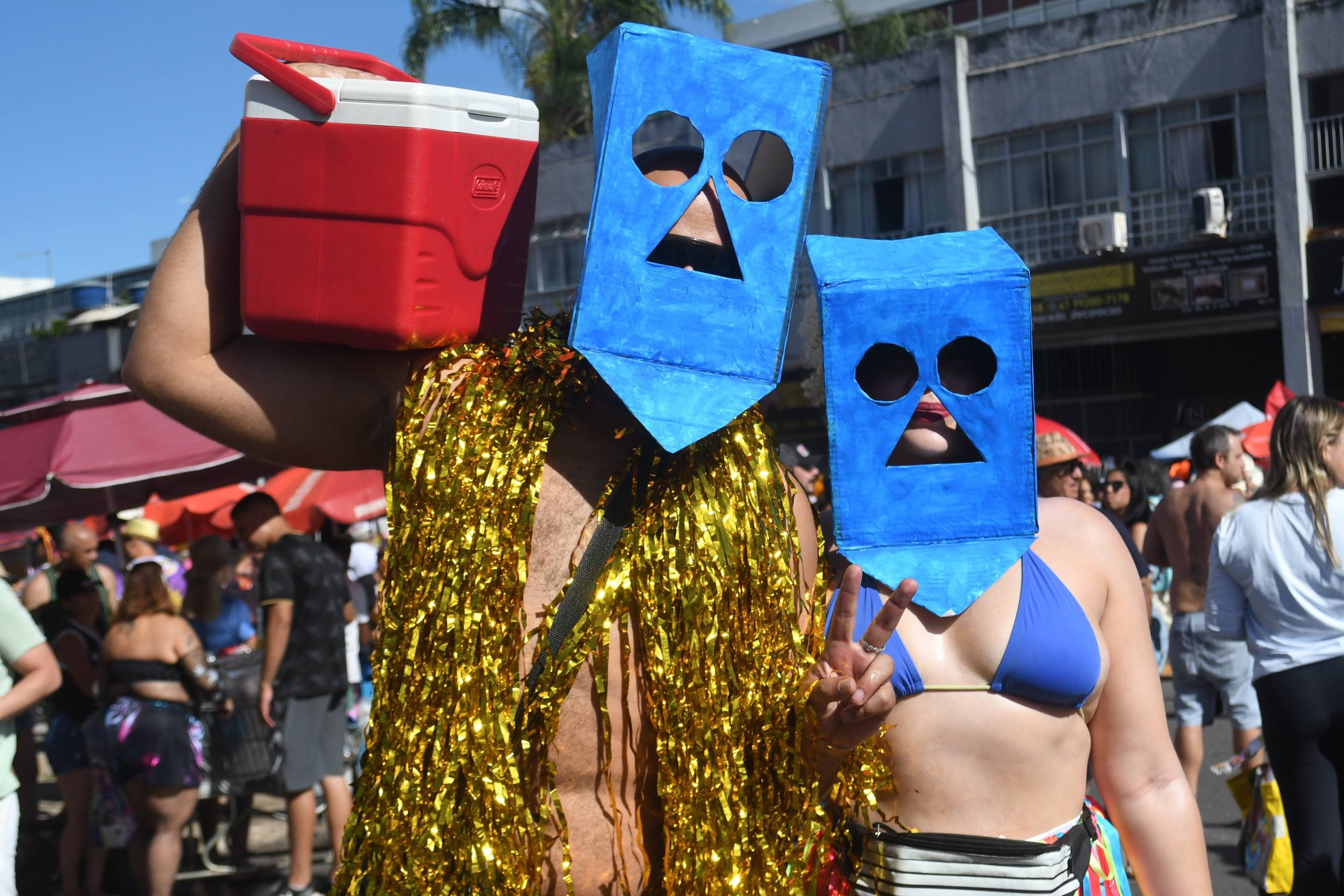  Fantasias simples e criativas deram o tom da divers&atilde;o