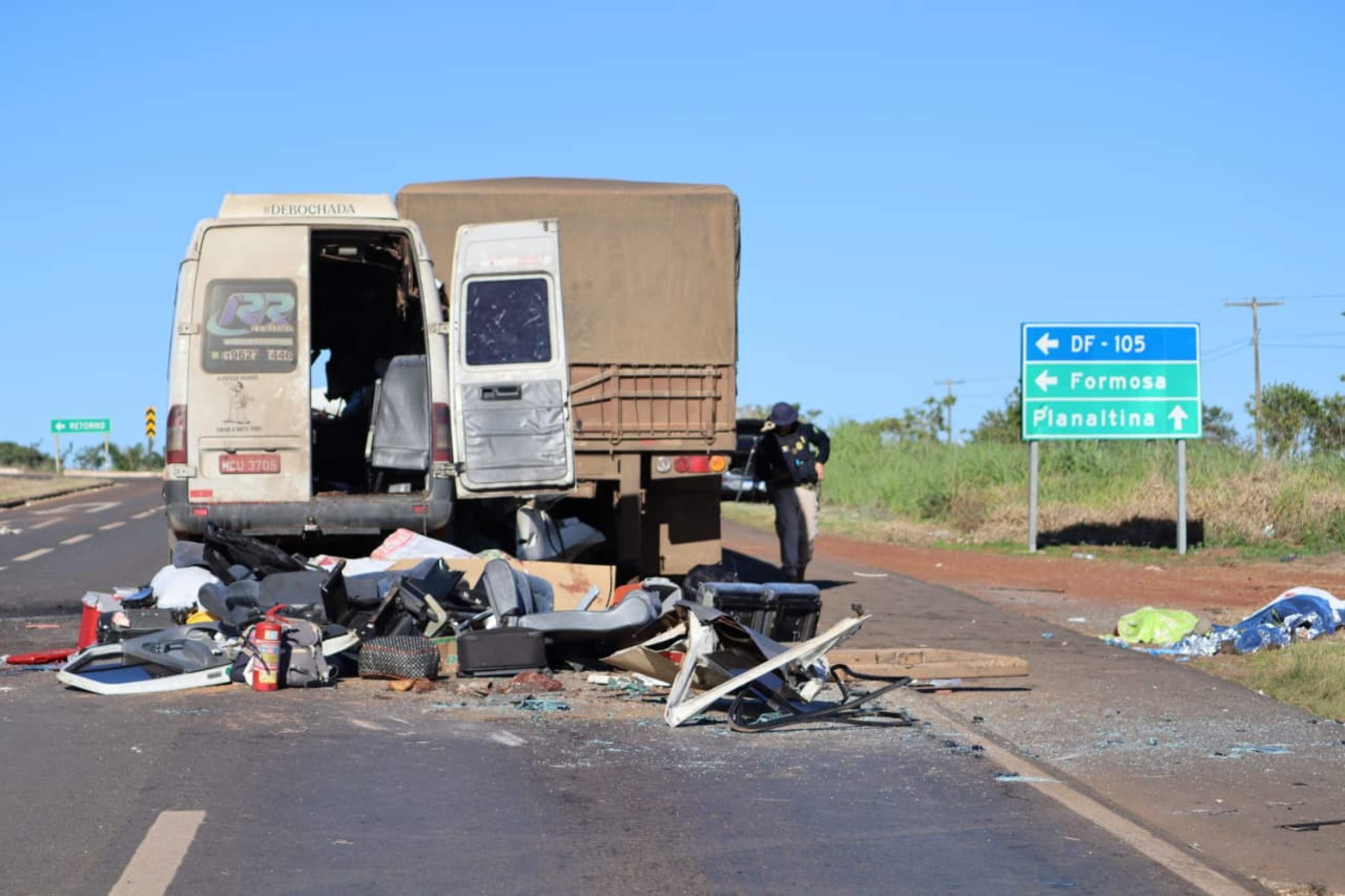 Condutor de van vai responder em liberdade -  (crédito:  Edilson Cordeiro/TV Brasilia )