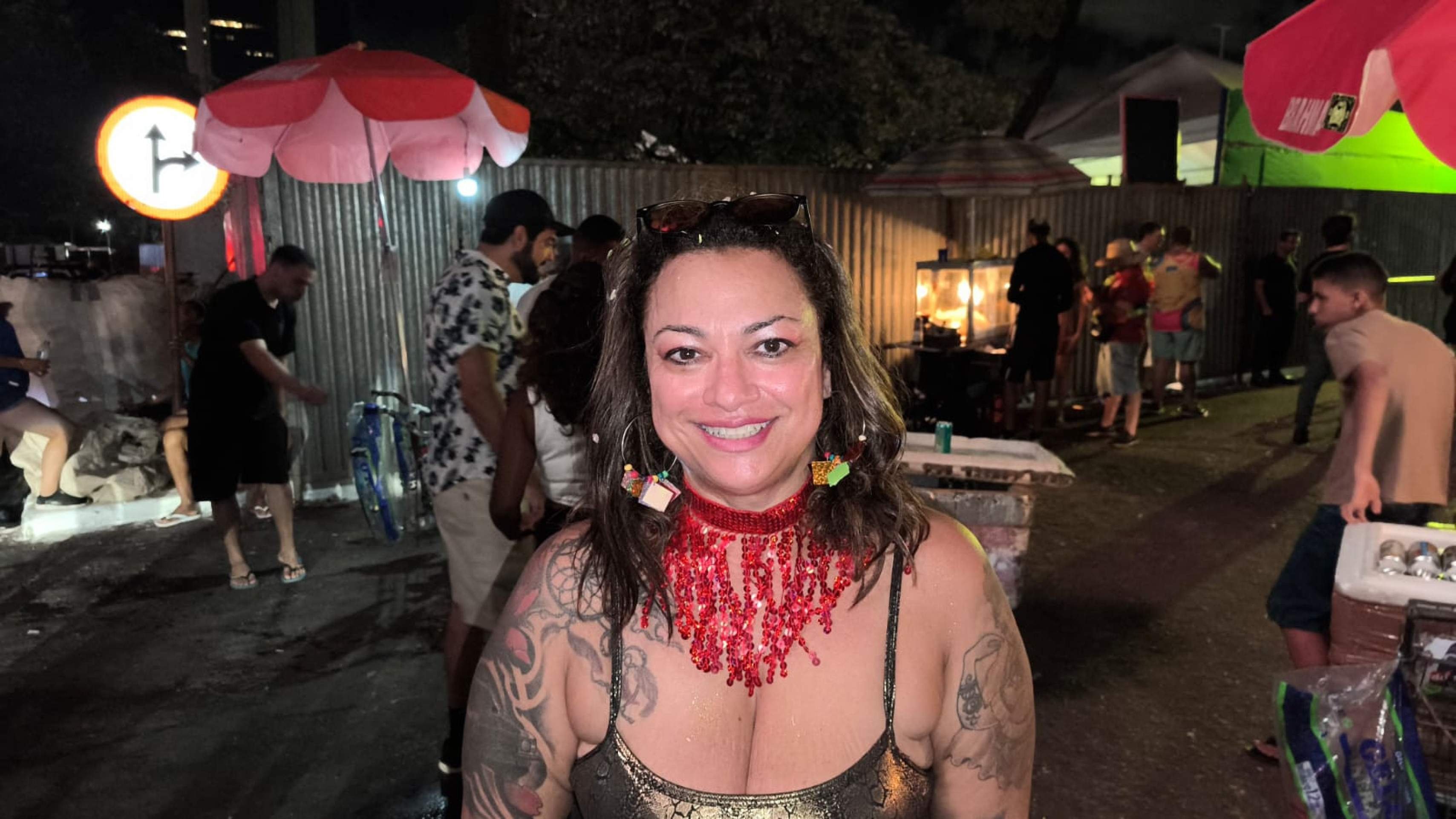 Adriana, no Bloco do Por&atilde;o, emanava alegria