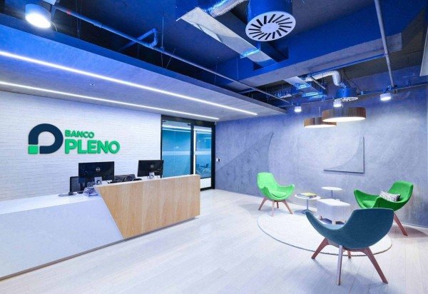 Com a liquidação, os bens da instituição ficam bloqueados e o banco deixa de operar -  (crédito: Banco Pleno/Divulgação)