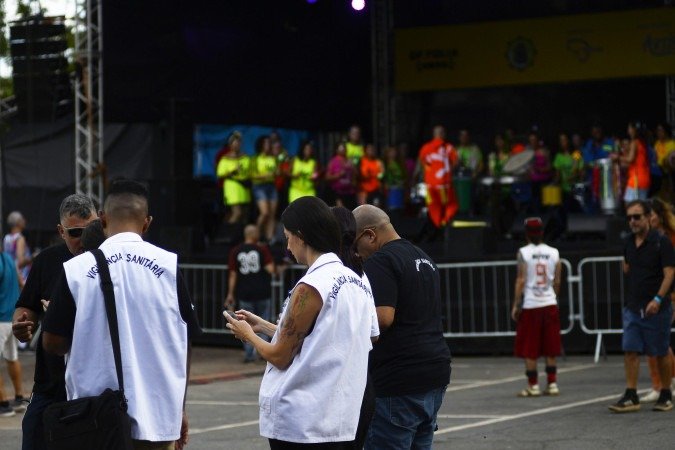 Vigilância Sanitária apreende 1.223 produtos considerados irregulares ou impróprios para consumo - (crédito: Matheus Oliveira/Agência Saúde DF) Vigilância Sanitária apreende 1.223 produtos considerados irregulares ou impróprios para consumo - (crédito: Matheus Oliveira/Agência Saúde DF)