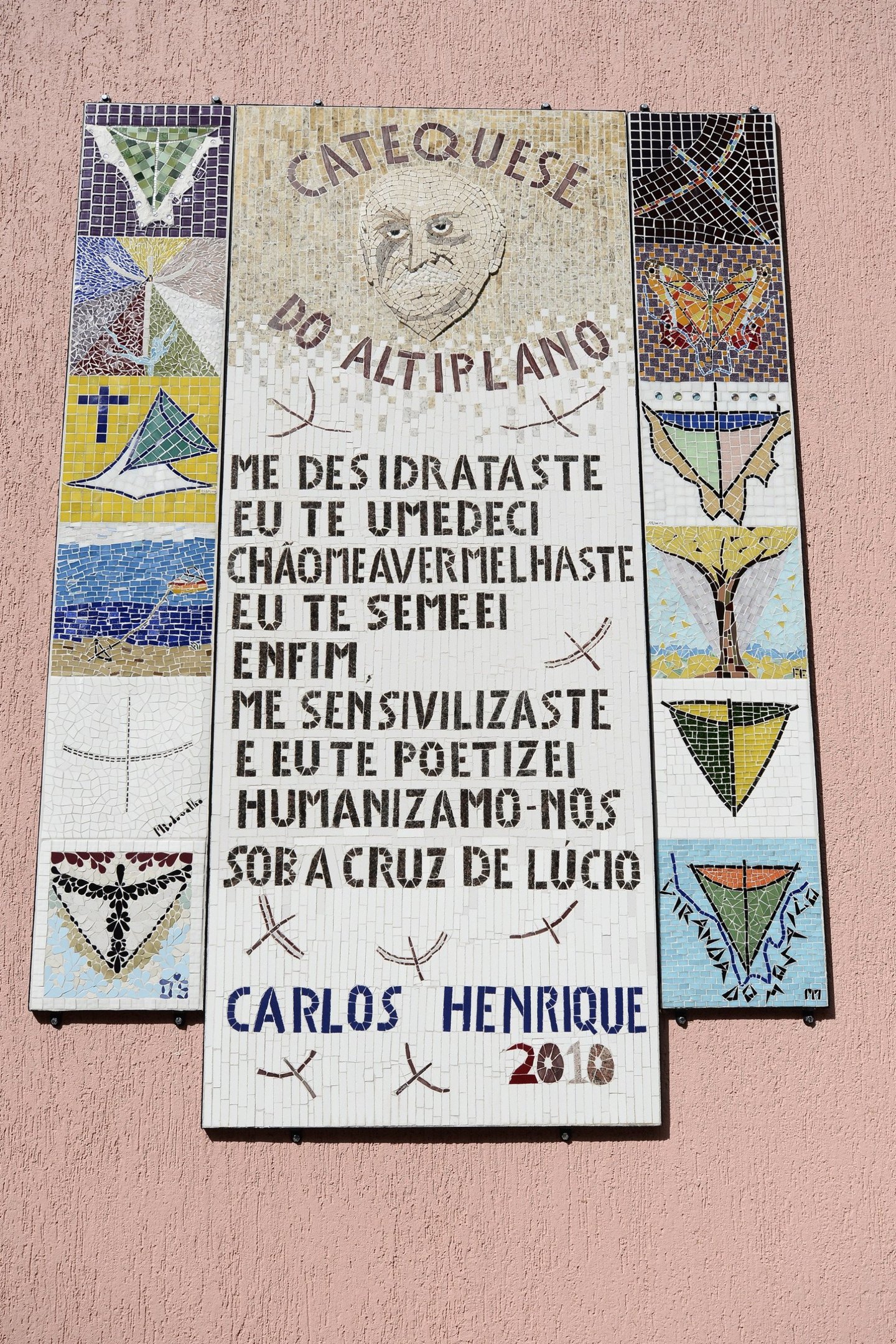  19/02/2026. Cr&eacute;dito: Minervino J&uacute;nior/CB/D.A Press. Brasil.  Brasilia - DF. Poemas nas paredes da Biblioteca Demonstrativa 506/507 Sul