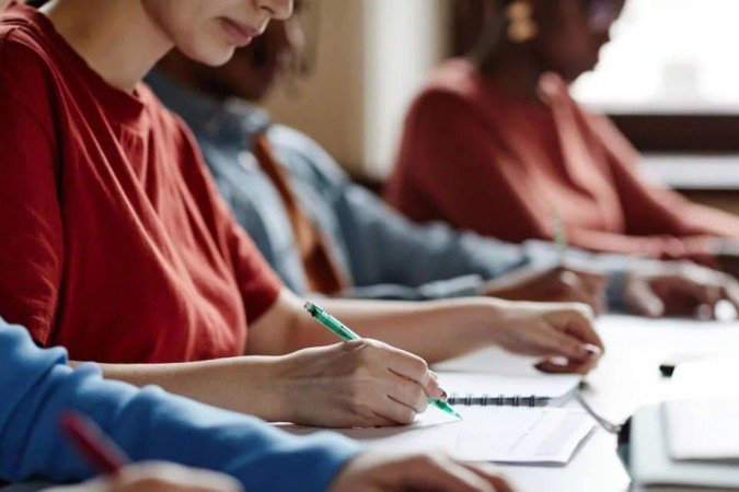 Raquel Nazário, diretora regional da Maple Bear Brasília, enfatiza que o respeito à língua de origem é fundamental para o desenvolvimento emocional do estudante -  (crédito: Divulgação/ Maple Bear)