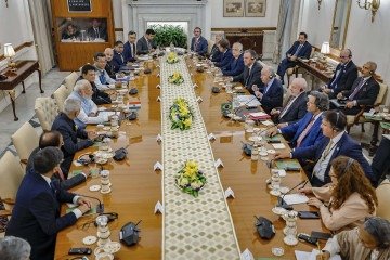 No ato de assinaturas, Lula defendeu o multilateralismo, ao afirmar que os acordos representam uma resposta ao unilateralismo comercial - (crédito: Ricardo Stuckert / PR) No ato de assinaturas, Lula defendeu o multilateralismo, ao afirmar que os acordos representam uma resposta ao unilateralismo comercial - (crédito: Ricardo Stuckert / PR)