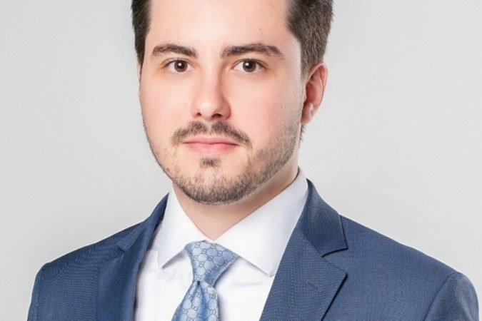  Eixo Capital. Advogado Wander Neto