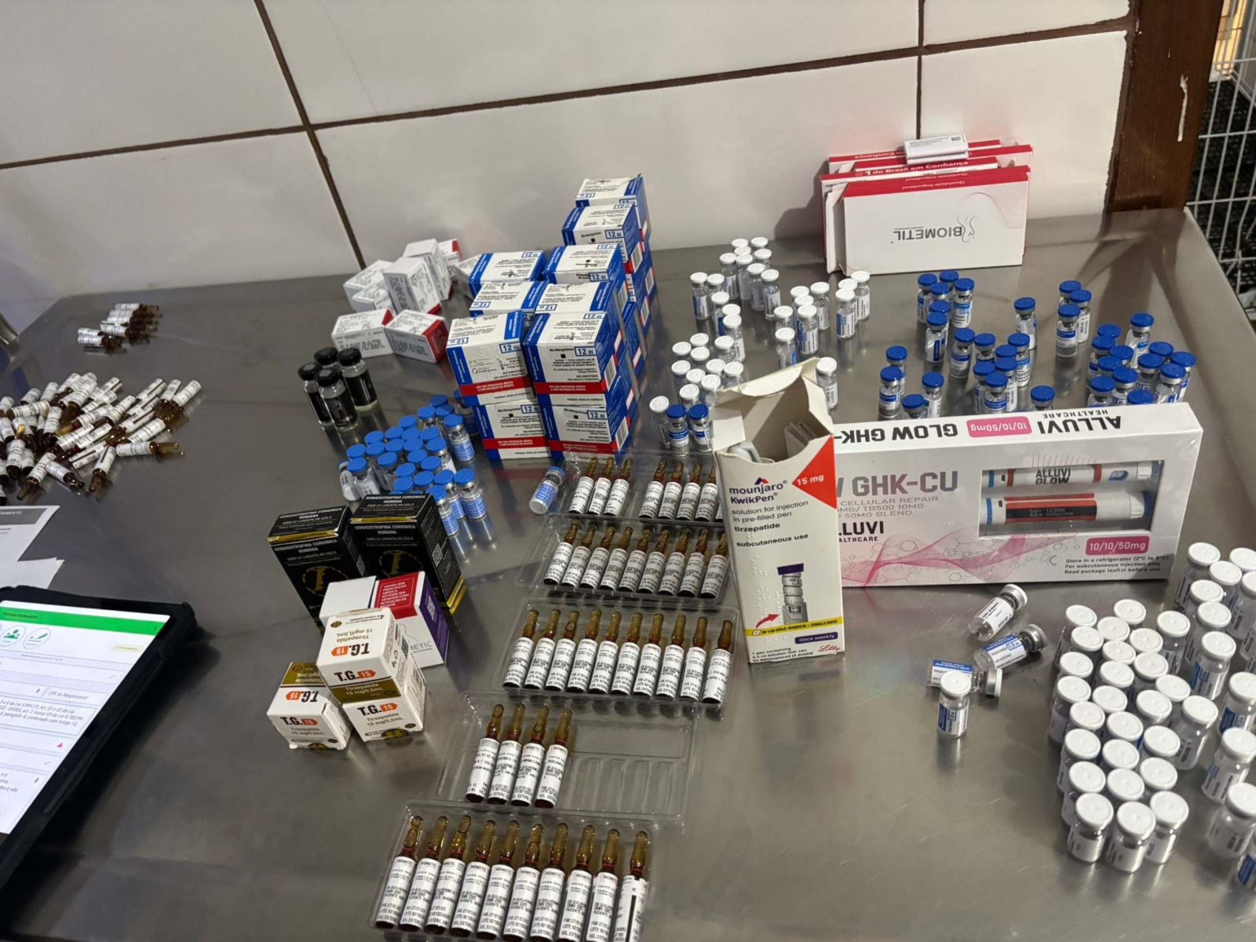 PMDF apreende medicamentos sem registro em clínica veterinária